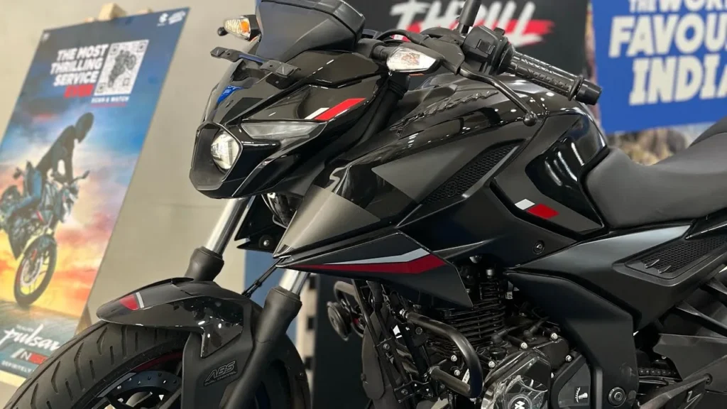 Bajaj Pulasar N160 Price